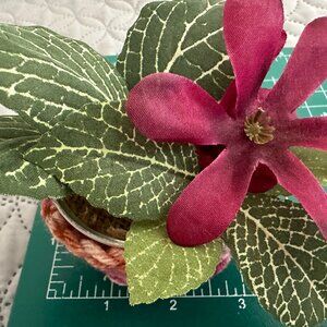 Refrigerator magnet with floral and crochet